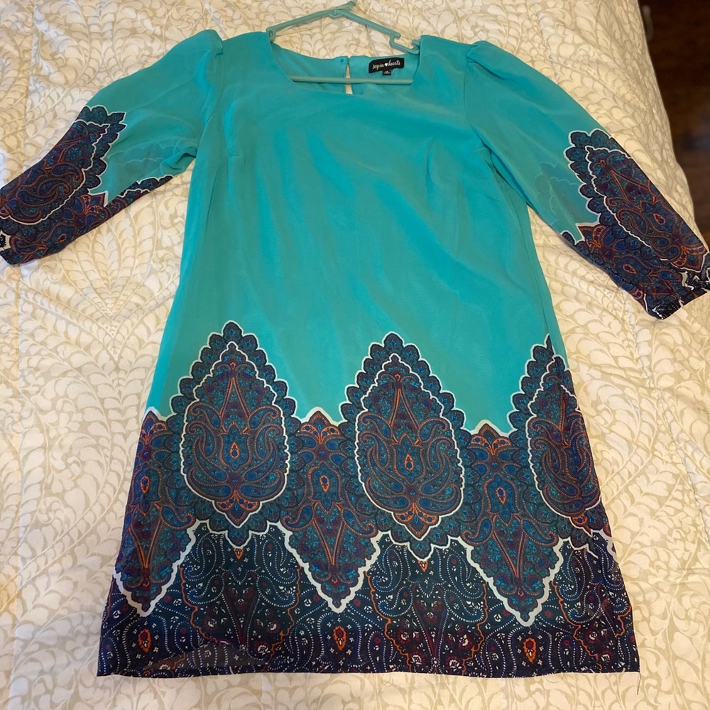 Longer sleeve dress. Size M.